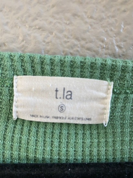 ANTHROPOLOGIE T.La GREEN NADIA CUT OUT THERMAL WAFFLE TUNIC TOP SMALL - Picture 7 of 12